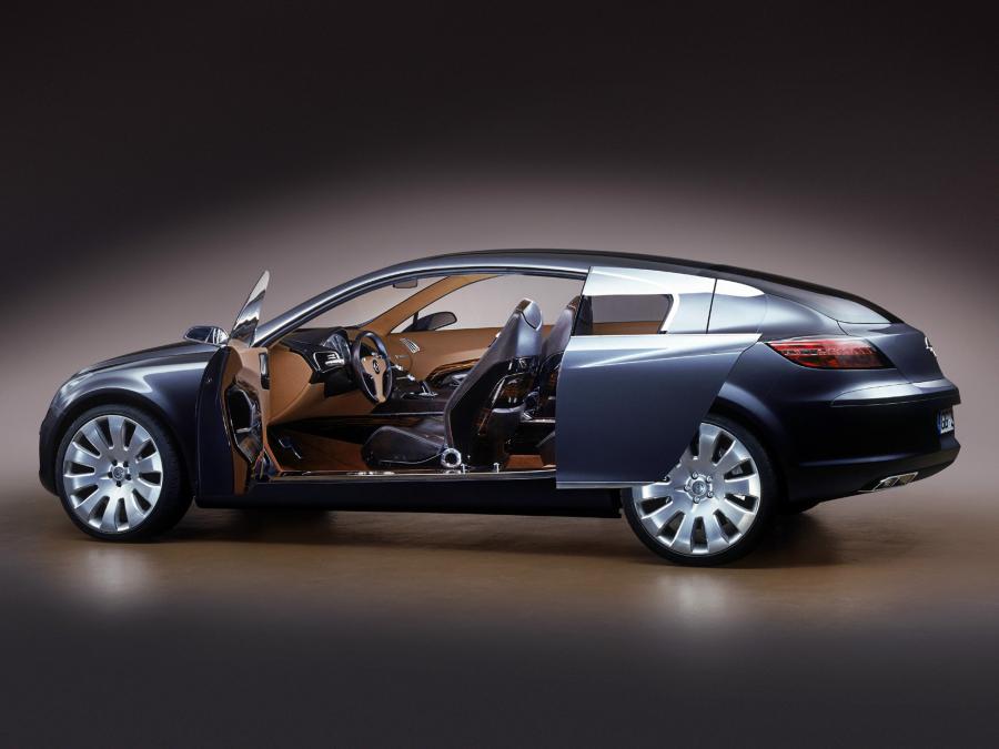  Opel Insignia Concept 2003 года  (фото 14 из 61)